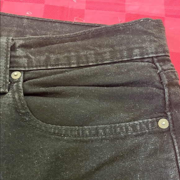 Levi's Men's Dark Black Straight Jeans - Picture 5 of 8